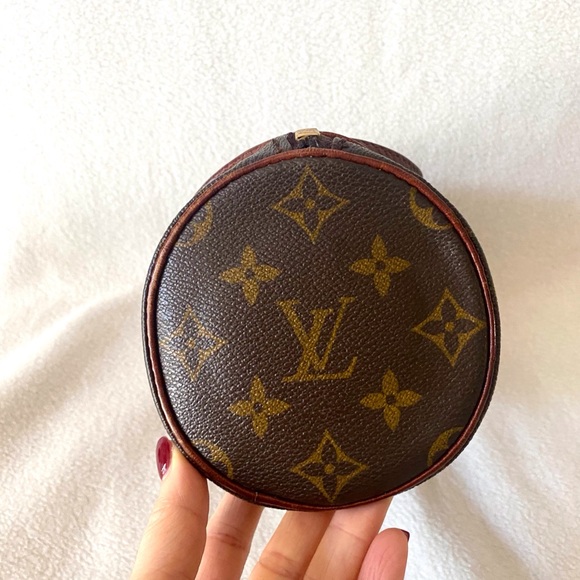Louis Vuitton Papillon 22 Monogram - Picture 9 of 9